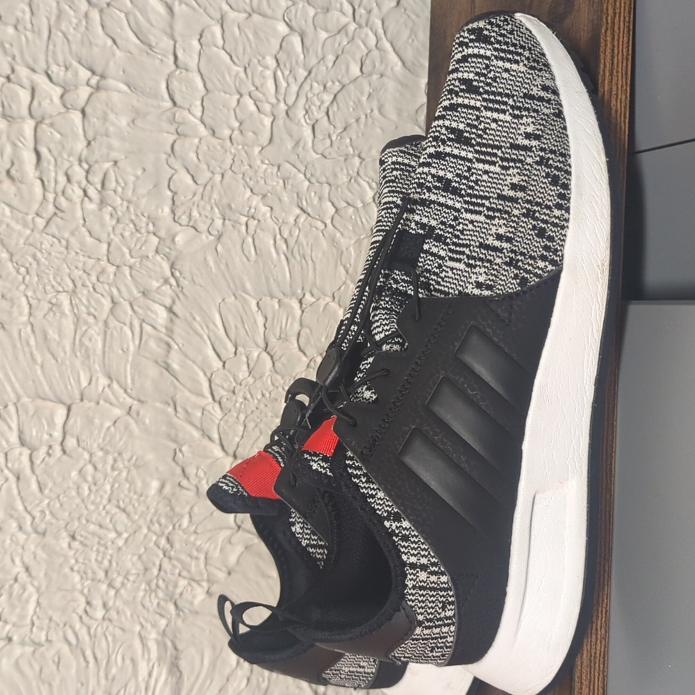 EC Boys ADIDAS Sneakers